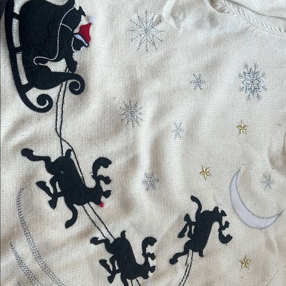 White stag xmas sweater - Picture 3 of 4